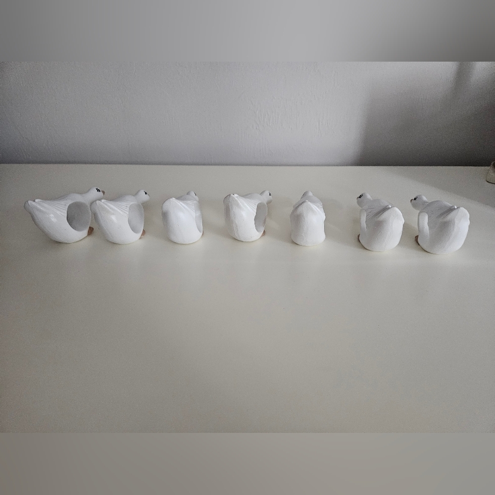 White Hand Painted Ceramic Goose Napkin Rings x 7 - Picture 6 of 11